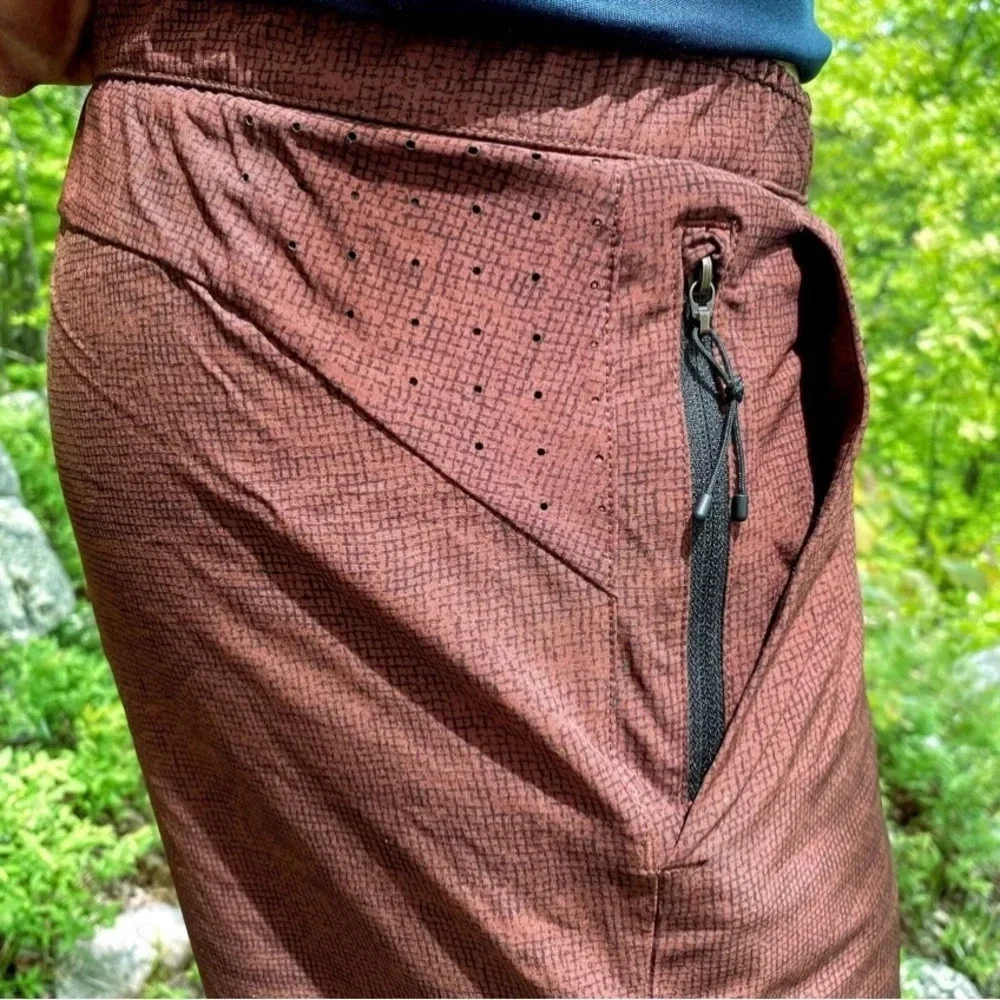 REI Co-op Mens Active Pursuits Shorts with Liner. Hiking Camping Outdoors. Small